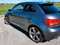 Gebraucht Audi A1 Ambiente 105 PS (77 kW) 2011 Andere farben Coupé