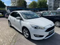 Gebraucht Ford Focus Titanium 150 PS (110 kW) 2015 Frostweiß Kleinwagen