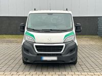 Gebraucht Peugeot Boxer 131 PS (96 kW) 2018 Weiß Van
