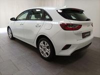 Gebraucht Kia Ceed Edition 7 120 PS (88 kW) 2021 Weiß Kleinwagen