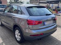 Gebraucht Audi Q3 Ambiente 140 PS (102 kW) 2013 Grau SUV