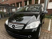 Gebraucht Mercedes A180 109 PS (80 kW) 2011 Schwarz Kleinwagen