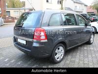 Gebraucht Opel Zafira Edition 116 PS (85 kW) 2009 Grau Van / Kleinbus