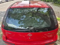 Käytetty Opel Corsa 90 HP (66 kW) 2005 Punainen Viistoperä