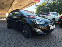 Gebraucht Hyundai i20 Edition 86 PS (63 kW) 2014 Schwarz Kleinwagen