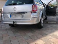 Gebraucht Opel Astra 100 PS (73 kW) 2007 Silber Kombi