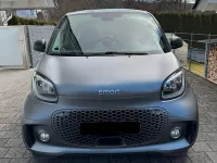 Gebraucht Smart ForTwo Coupé Passion Exclusive 60 kW (82 PS) 2023 Grau Kleinwagen