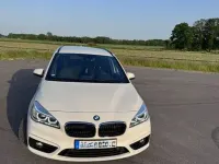 Gebraucht BMW 220 Gran Tourer Performance 192 PS (141 kW) 2018 Weiß Van / Kleinbus
