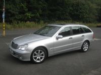 Gebraucht Mercedes C220 Classic 150 PS (110 kW) 2004 Silber metallic Kombi