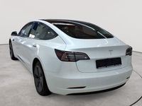 Gebraucht Tesla Model 3 Standard Range Plus 208 kW (283 PS) 2021 Pearl white multicoat Limousine