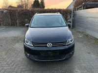 Gebraucht VW Touran Life 105 PS (77 kW) 2013 Schwarz Van / Kleinbus