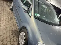 Gebraucht VW Touran Basis 102 PS (75 kW) 2004 Grau Van / Kleinbus
