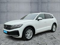 Gebraucht VW Touareg Elegance 231 PS (169 kW) 2024 Pure white SUV