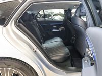 Gebraucht Mercedes E220 Premium 197 PS (144 kW) 2023 Silber / hightechsilber Kombi