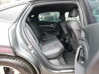 Gebraucht Audi Q8 Sportback e-tron S-Line 250 kW (340 PS) 2024 Daytonagrau perleffekt SUV