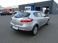 Gebraucht Renault Mégane Dynamique 116 PS (85 kW) 2014 Grau Limousine