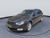 Gebraucht Skoda Superb Comfort 140 PS (102 kW) 2011 Braun Kombi
