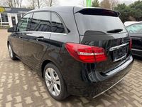 Gebraucht Mercedes B220 Style 184 PS (135 kW) 2018 Schwarz Van / Kleinbus
