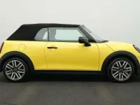 Gebraucht Mini Cooper Cabriolet Classic 163 PS (119 kW) 2025 Gelb Cabrio