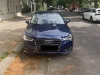 Gebraucht Audi A3 Attraction 125 PS (91 kW) 2016 Blau Kombi