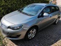 Gebraucht Opel Astra 110 PS (80 kW) 2014 Silber Kombi