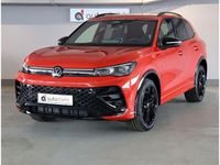 Gebraucht VW Tiguan R-line 193 PS (141 kW) 2024 Red metallic SUV