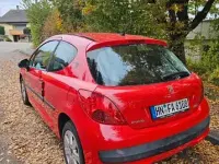 Gebraucht Peugeot 207 Urban Move 95 PS (69 kW) 2008 Rot Limousine