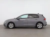 Używany VW Golf VIII 90 KM (66 kW) 2020 Szary Sedan/Limuzyna