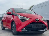 Gebraucht Toyota Aygo 72 PS (52 kW) 2019 Rot Kleinwagen