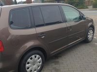Gebraucht VW Touran 105 PS (77 kW) 2015 Braun Van / Kleinbus