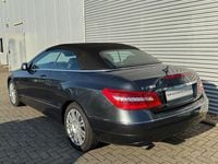 Gebraucht Mercedes E200 184 PS (135 kW) 2010 Tenoritgrau  metalliclack Cabrio