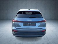 Gebraucht Audi Q4 e-tron Ambiente 150 kW (204 PS) 2022 Geysirblau metallic SUV