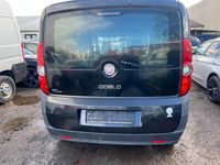 Gebraucht Fiat Doblò 101 PS (74 kW) 2011 Colore esterno (schwarz) Van / Kleinbus