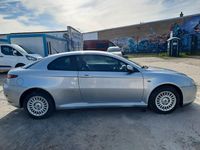 Gebraucht Alfa Romeo GT Distinctive 166 PS (122 kW) 2004 Silber Coupé