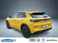 Neu VW T-Roc Style 150 PS (110 kW) 2026 Gelb SUV