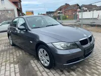 Gebraucht BMW 320 150 PS (110 kW) 2005 Braun Limousine