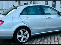Gebraucht Mercedes E500 388 PS (285 kW) 2010 Silber Limousine