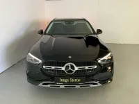 Gebraucht Mercedes C220 200 PS (147 kW) 2023 Unilack schwarz Limousine