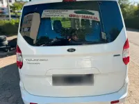 Gebraucht Ford Tourneo 2016 Weiß Van / Kleinbus
