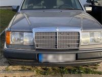 Second-hand Mercedes E250 90 CP (66 kW) 1992 Gri