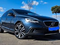 Gebraucht Volvo V40 CC Momentum 120 PS (88 kW) 2016 Blau Kombi