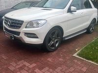 Gebraucht Mercedes ML350 258 PS (189 kW) 2012 Weiß SUV
