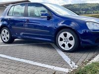 Gebraucht VW Golf V 105 PS (77 kW) 2005 Blau Kleinwagen