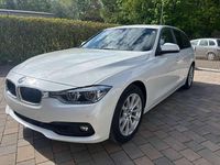 Usata BMW 318 Performance 150 CV (110 kW) 2017 Bianco Berlina