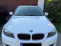 Gebraucht BMW 318 143 PS (105 kW) 2012 Weiß Kombi