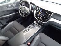 gebraucht Volvo XC60 T4 2 WD Momentum Pro Autom. Navi Sitzheizung