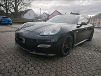Gebraucht Porsche Panamera Turbo 550 PS (404 kW) 2011 Schwarz Kleinwagen