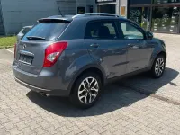 Gebraucht SsangYong Korando 150 PS (110 kW) 2016 Grau SUV