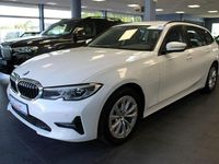 Gebraucht BMW 320 Advantage 190 PS (139 kW) 2022 Alpinweiß uni Kombi