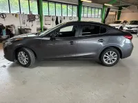 Gebraucht Mazda 3 Center-Line 120 PS (88 kW) 2018 Grau Limousine